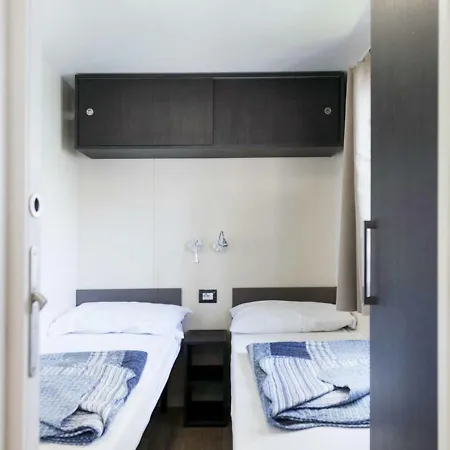 בית נופש Camping Village Mare Pineta 103s סיסטיאנה